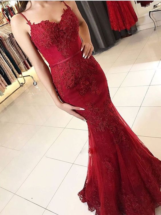 Burgundy Spaghetti Straps Mermaid/Trumpet Long Lace Prom Dress TB1338