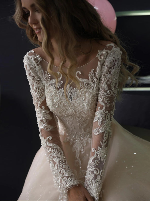 A Line Long Sleeve Wedding Dresses Lace Backless Wedding Dresses