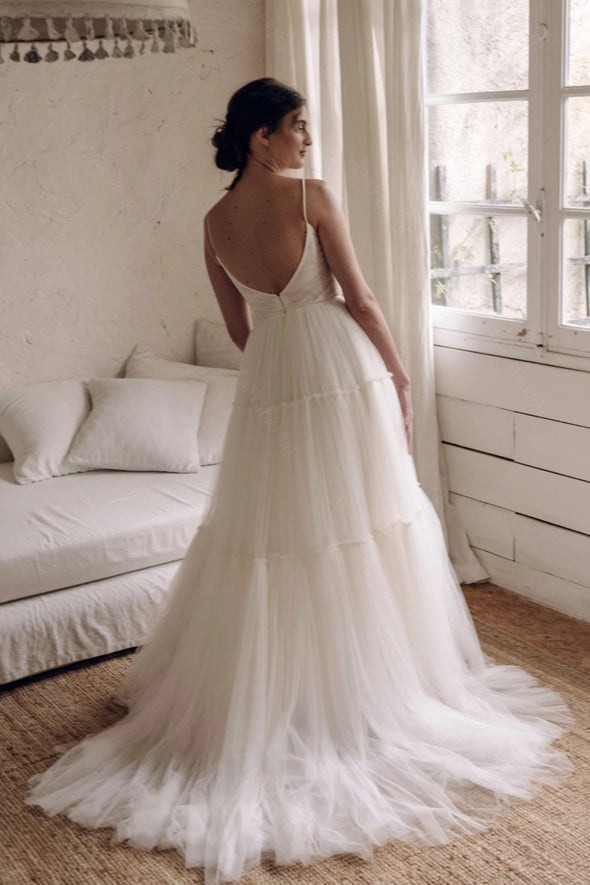 Bohemian V Neck Tulle Spring Summer Wedding Dress DW629