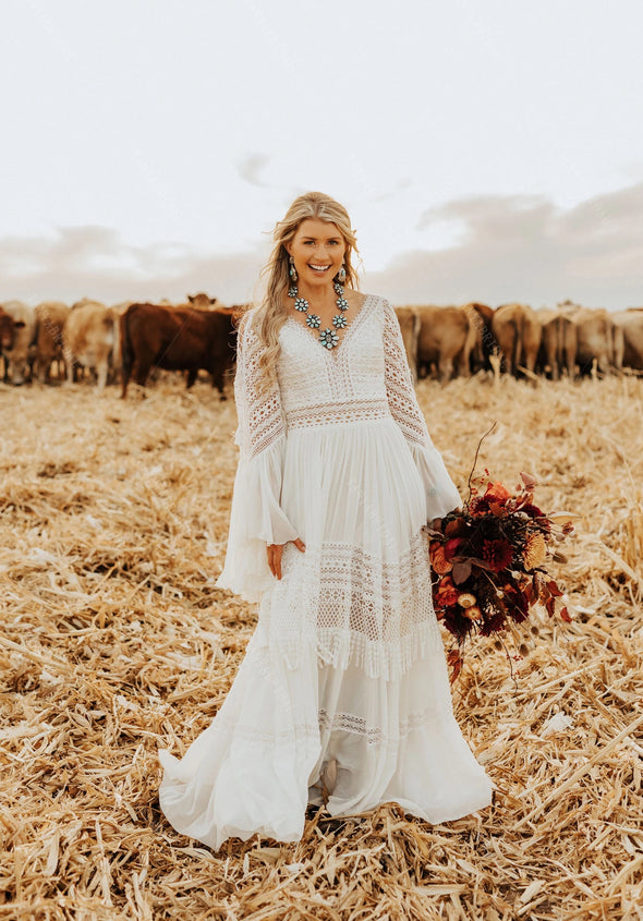 Flare Sleeve Boho Wedding Dresses Country Style DW555