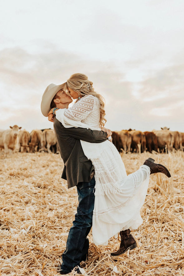 Flare Sleeve Boho Wedding Dresses Country Style DW555