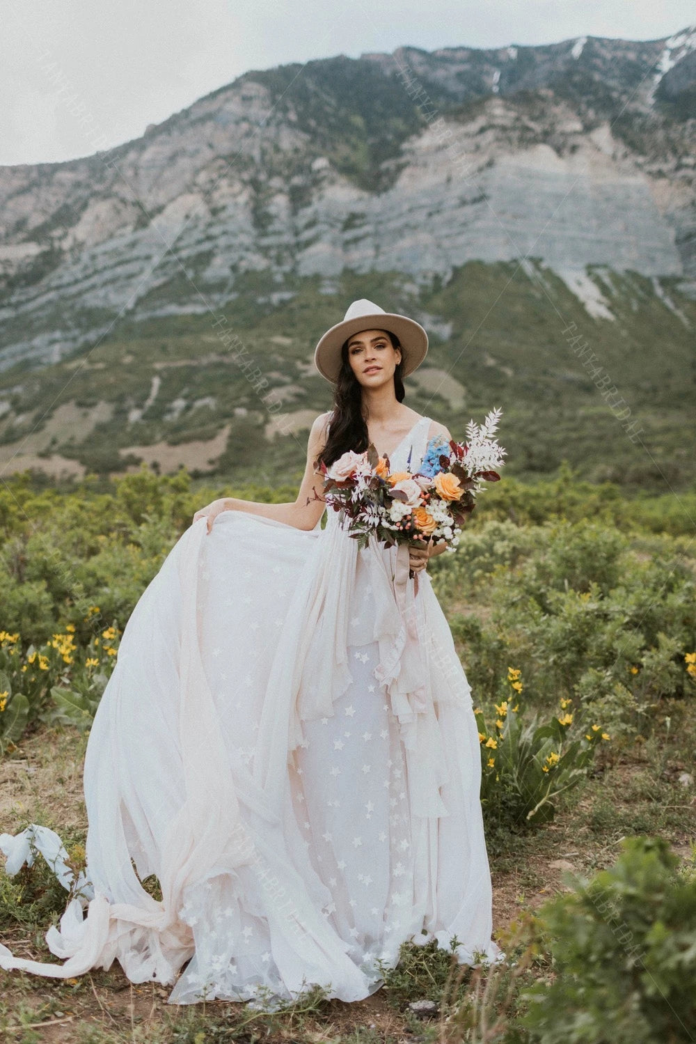 Gypsy flower wedding dress hotsell