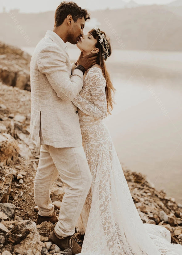 Geometric Patterned Stretch Lace Wedding Dresses