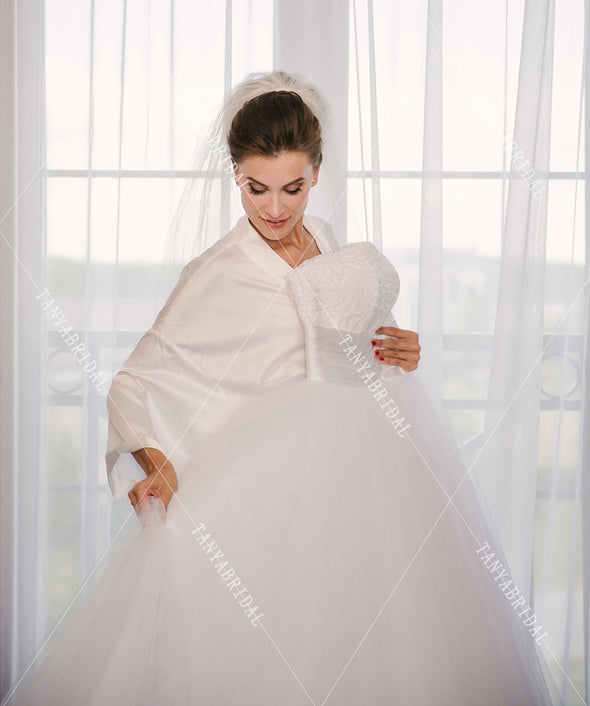 High Neck Wedding Ball Gowns Tulle Skirts Cap Sleeve Floor Length Country Bridal Gowns Elegant Noivas DW330