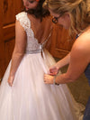 O-neck Sleeveless Open Back Lace Wedding Dresses