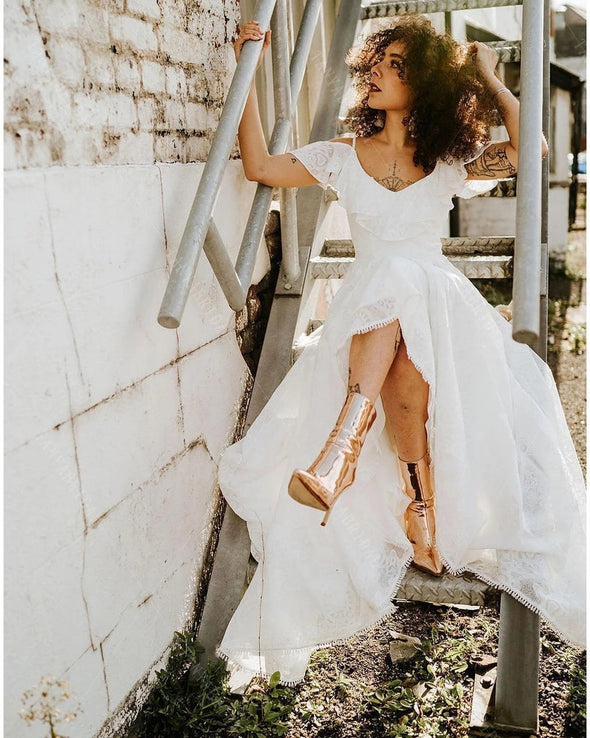 V-Neck Boho Charming Bridal Gowns Ruffles DW545