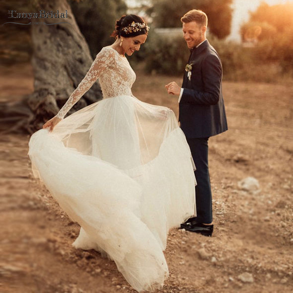 Long Sleeve See through Lace Wedding Dresses O-Neck Floor Length Bohemian Bridal Gowns Zipper back DW310