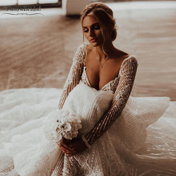Long Sleeve Wedding Dress ALine V-Neck See Through Elegant Bridal gowns robe de marrige Noivas DW257