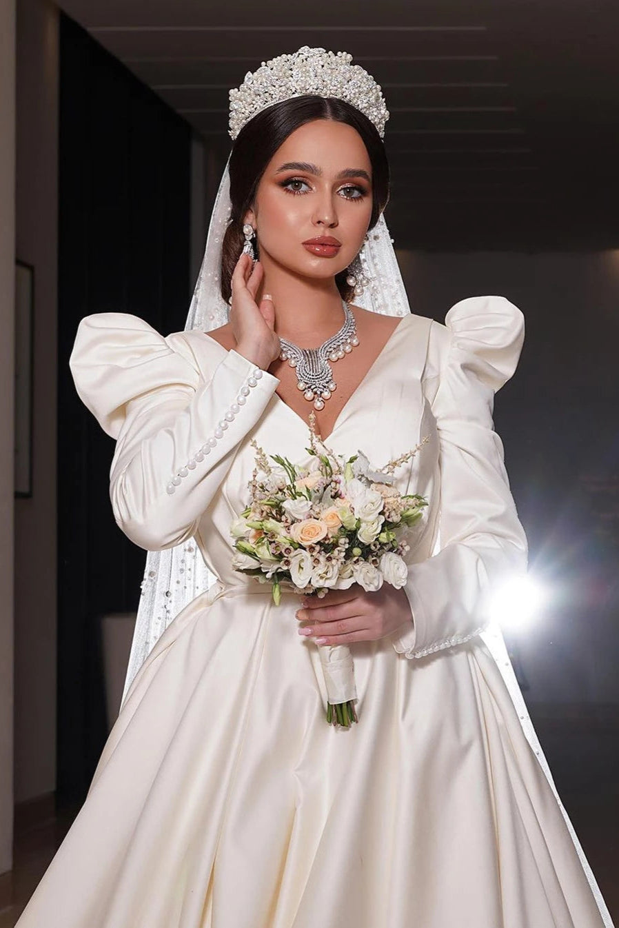 Vintage V Neck Long Sleeves Winter Satin Wedding Dress MS17 TANYA BRIDAL Vintage V Neck Long Sleeves Winter Satin Wedding Dress MS17 TANYA BRIDAL