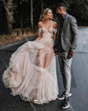 Off Shoulder Wedding Dress Bohemian Fashion Bridal Gowns Romantic Elegant Noivas Ruffles skirts Robe DW370
