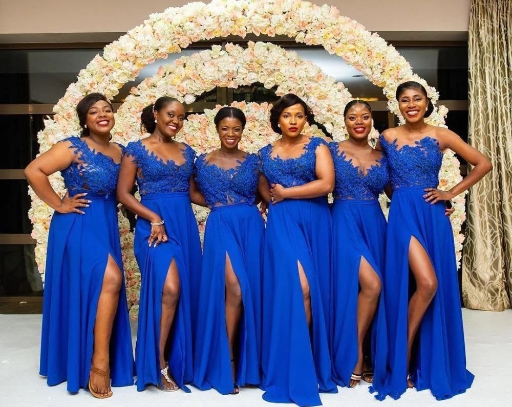 Plus Size Royal Blue Bridemaid Dresses Sheer O-Neck Lace Applique