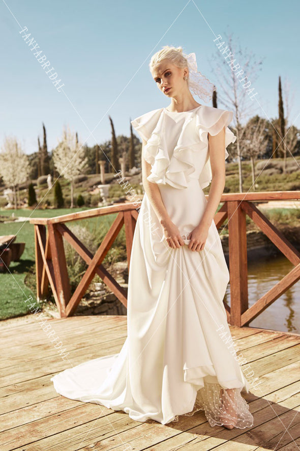 Ruffles Elegant Wedding Dresses Soft Satin A Line Bridal Gowns Backless O-Neck Simple Bohemian Vestido de Noivas DW350