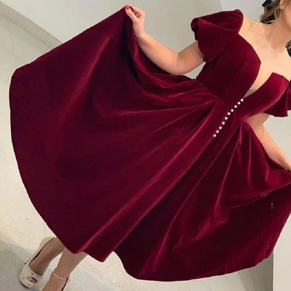 Burgundy Tea-Length Velvet Prom Dress Short Sleeves