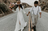 Simple Long Sleeve Wedding Dresses V-Neck A Line Beach Noivas DW514