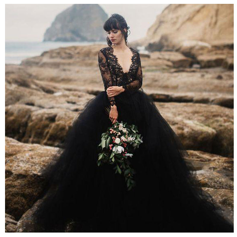 Discover 144+ black wedding gown with sleeves latest