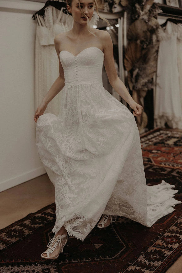 A Line Wedding Dresses Leaf Lace With Detachable Sleeves Vestido De Noivas ZW815