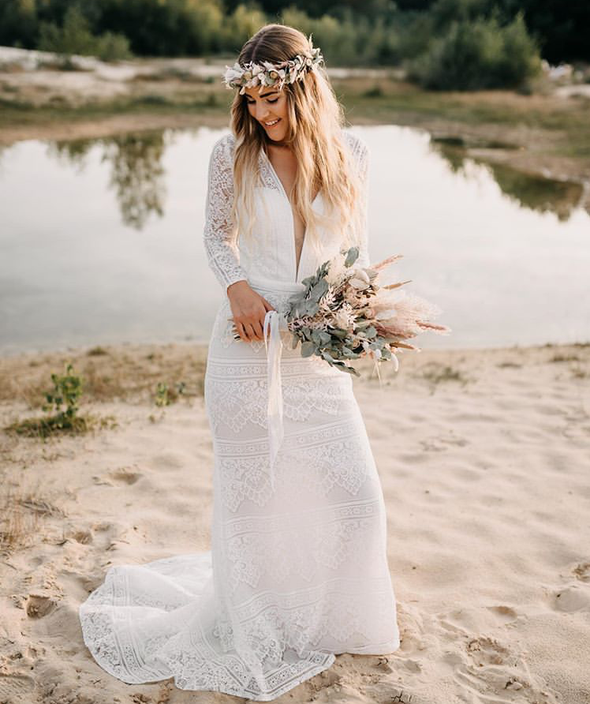 beach wedding bridal dress Lace Long Sleeve V-Neck Open back Beach Wedding Bridal Gowns – TANYA BRIDAL