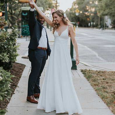 V-Neck Simple Wedding Dresses A Line Lace Back Beach Noivas DW383