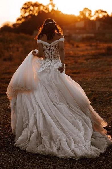 Off The Shoulder Lace Appliques A Line Wedding Dress Bridal Gown