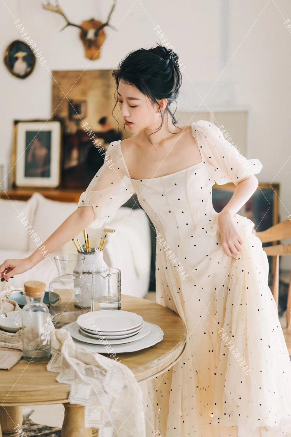 Vintage Half Sleeve Dot Tulle Wedding Dresses Koral Fairy engagement Bridal Gowns DW306 - Vintage Half Sleeve Dot Tulle Wedding Dresses Koral Fairy engagement Bridal Gowns DW306 -