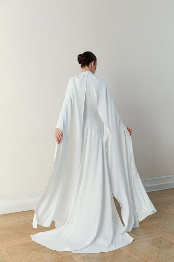 Simple  Muslim Wedding Dress With Flare Cape