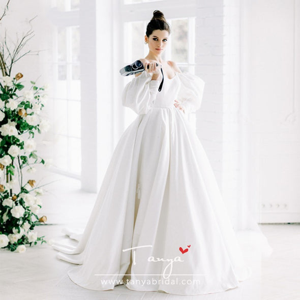 Exquisite Dramatic Free-Spirited Wedding Dresses Whimsical Long Sleeve Satin A Line Bridal Gowns Unique Shape Noivas ZW193