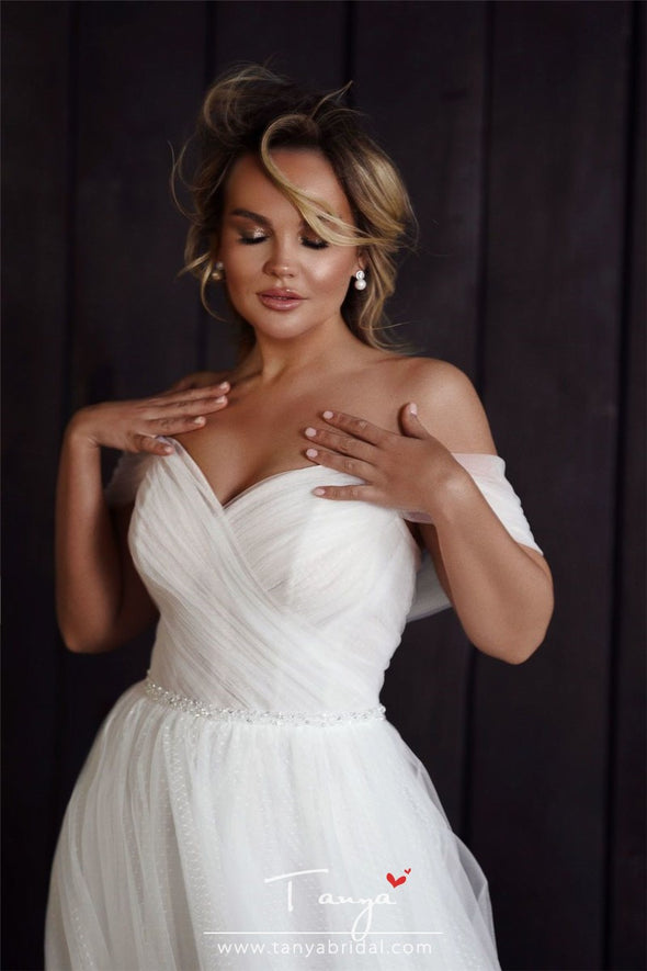 Simple Lace A-Line Wedding Dresses Bohemian Ladies Wedding Gowns