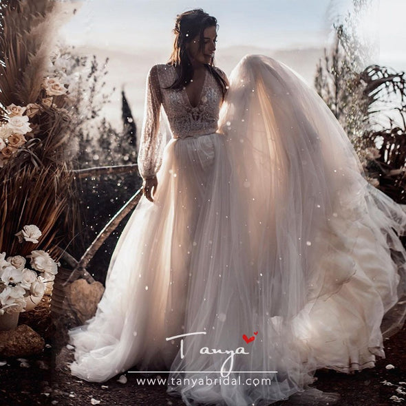 Long Sleeve Lace Wedding Dresses V-Neck Floor Length Tulle skirt Bridal Gowns Boho Fall Winter Vestido De Noivas ZW219