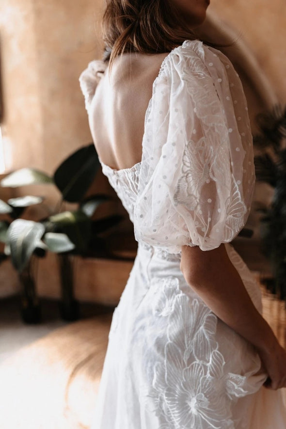 Puff Short Sleeve V-Neck A Line Lace Wedding Dresses Robe De Soriee Chic ZW698