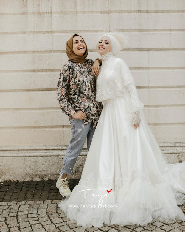 Elegant Long Muslim Wedding Bridal Gown Lace Edge Tulle Bride Dress