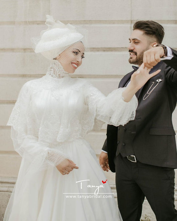 Elegant Long Muslim Wedding Bridal Gown Lace Edge Tulle Bride Dress