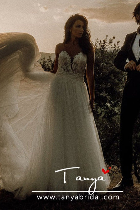 Sheer Neck A Line Boho Bridal Weddig Gowns
