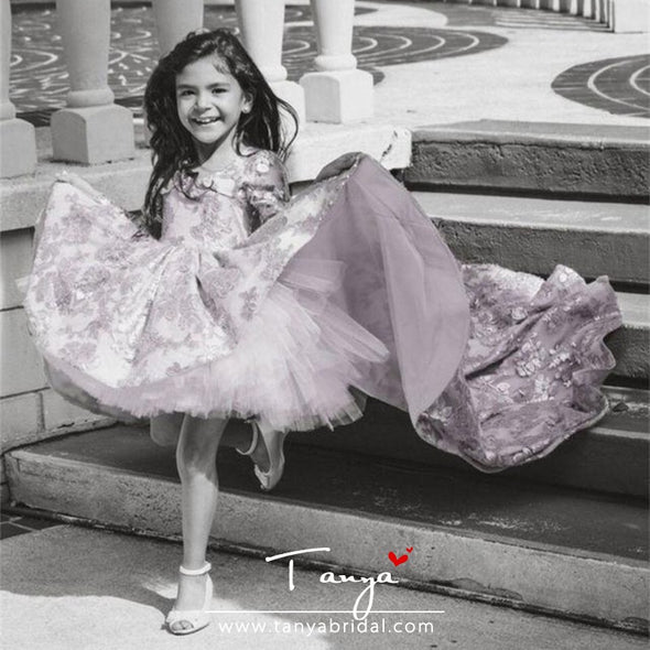 High Low Long Sleeve Flower Girl Dresses V Neck Lace Applique Ruffles Girls Pageant Gowns TBF09