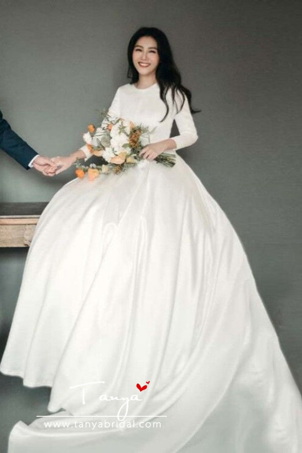 Long Sleeves Ball Gown Wedding Dresses Simple Satin Bride Dress