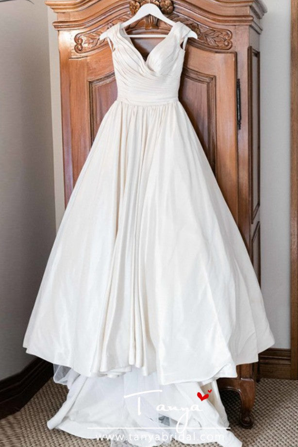 Off Shoulder Simple Elegant Bridal Gowns DW215 TANYA BRIDAL Off Shoulder Simple Elegant Bridal Gowns DW215 TANYA BRIDAL