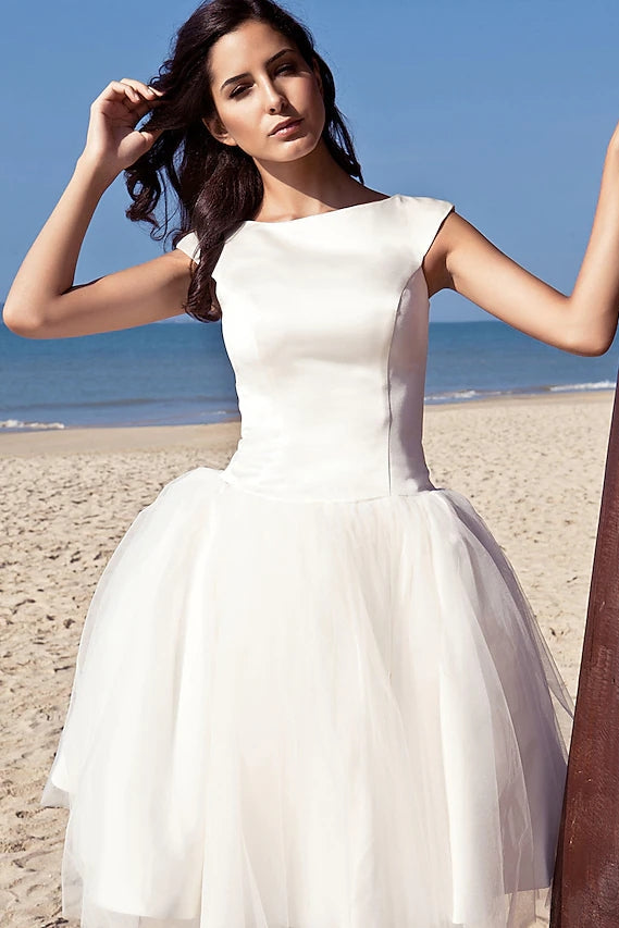 A-Line Wedding Dresses Knee Length Satin Tulle Vintage Plus Size Cute with Draping